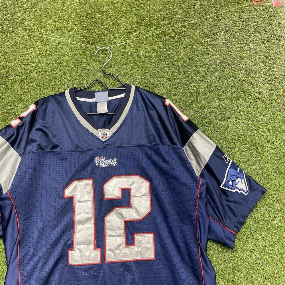 Vintage New England Patriots Reebok Jersey Mens 52 Tom Brady NFL #12 Blue Print